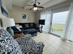 Ocean Edge Oasis -Aquarius 3rd floor