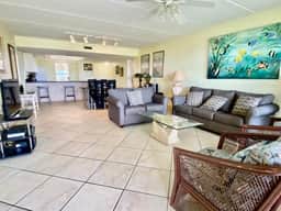 Saida II 101- Three Bedroom Beachfront