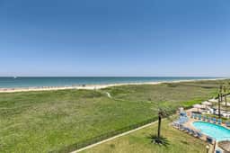 Saida I 504 - Two Bedroom Beachfront