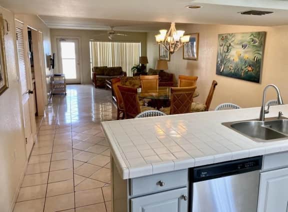 Saida IV 4806 - Three Bedroom Beachfront