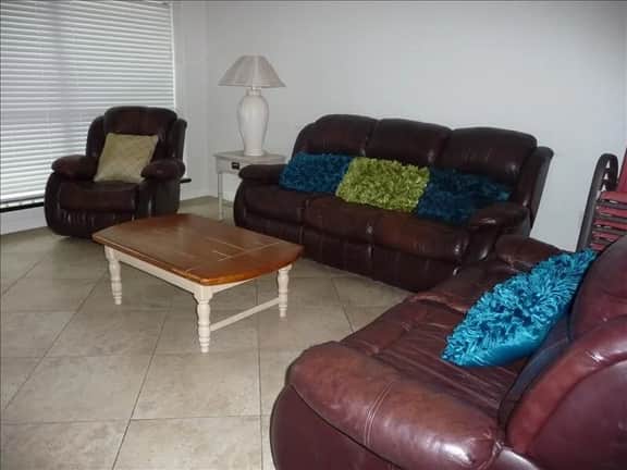 Saida IV 4707 - Two Bedroom Beachfront