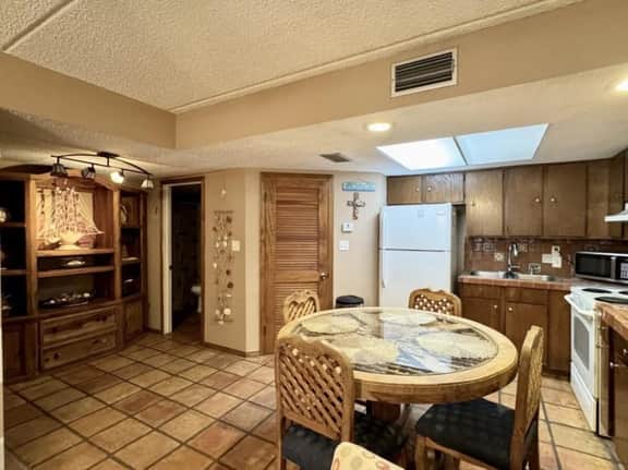 Surfside I 105 - One Bedroom Off The Beach