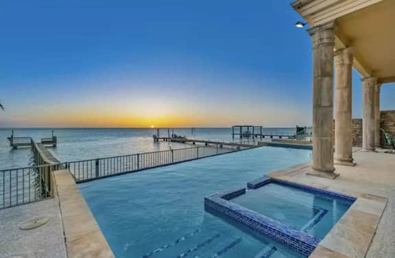 Sunset Castle 232 - Four Bedroom House Bayfront