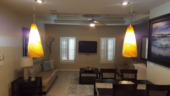 Paradise Bay 8 - Two Bedroom Off The Beach