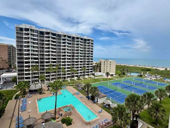 Saida IV 4807 - Two Bedroom Beachfront
