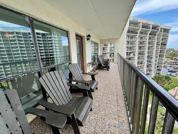 Saida IV 4807 - Two Bedroom Beachfront