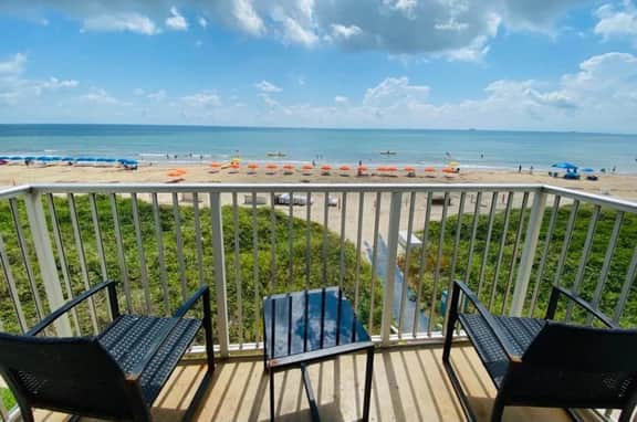 La Internacional 301 - One Bedroom Beachfront