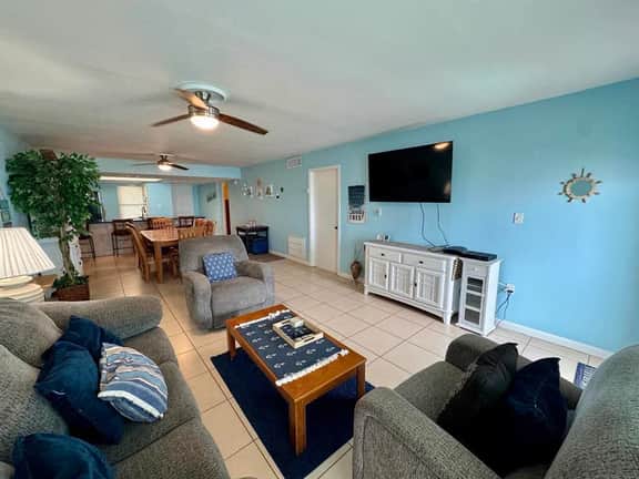 Saida III 3904 - Two Bedroom Beachfront