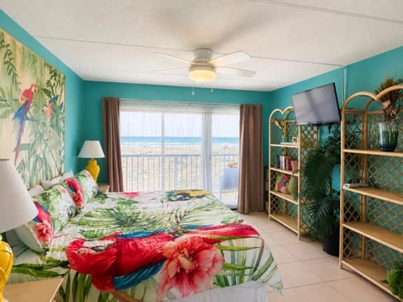 Continental 203 - Two Bedroom Beachfront
