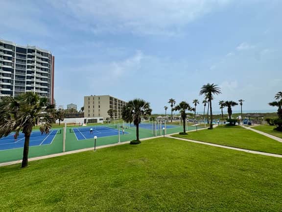 Saida IV 4702 - Three Bedroom Beachfront - Image 5