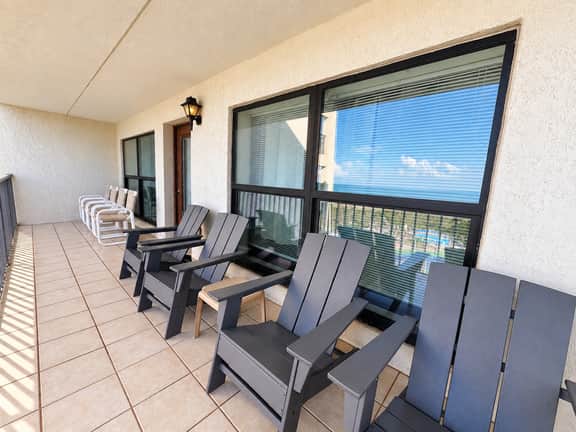 Saida IV 4804 - Two Bedroom Beachfront - Image 4