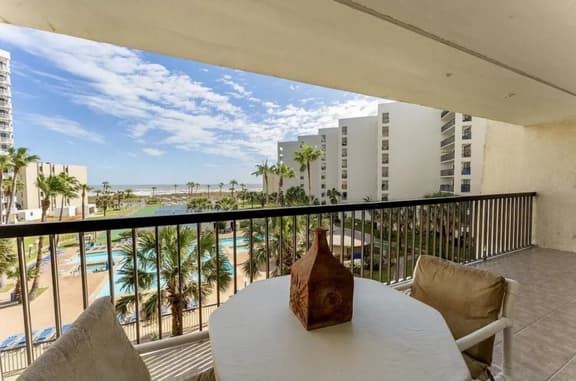 Saida III 3404 - Two Bedroom Beachfront