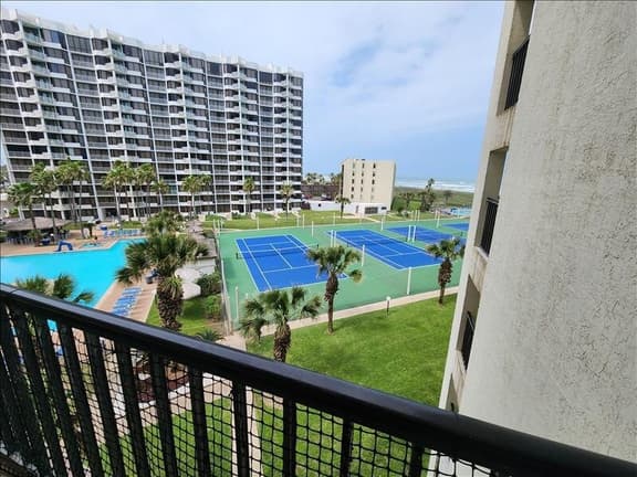 Saida IV 4505 - Three Bedroom Beachfront