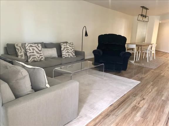 Saida IV 4907 - Two Bedroom Beachfront